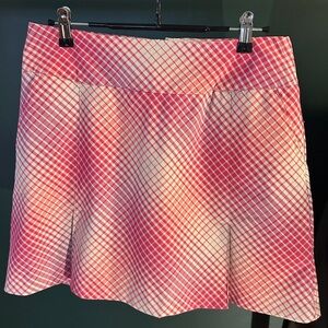 Pink patterned golf skirt